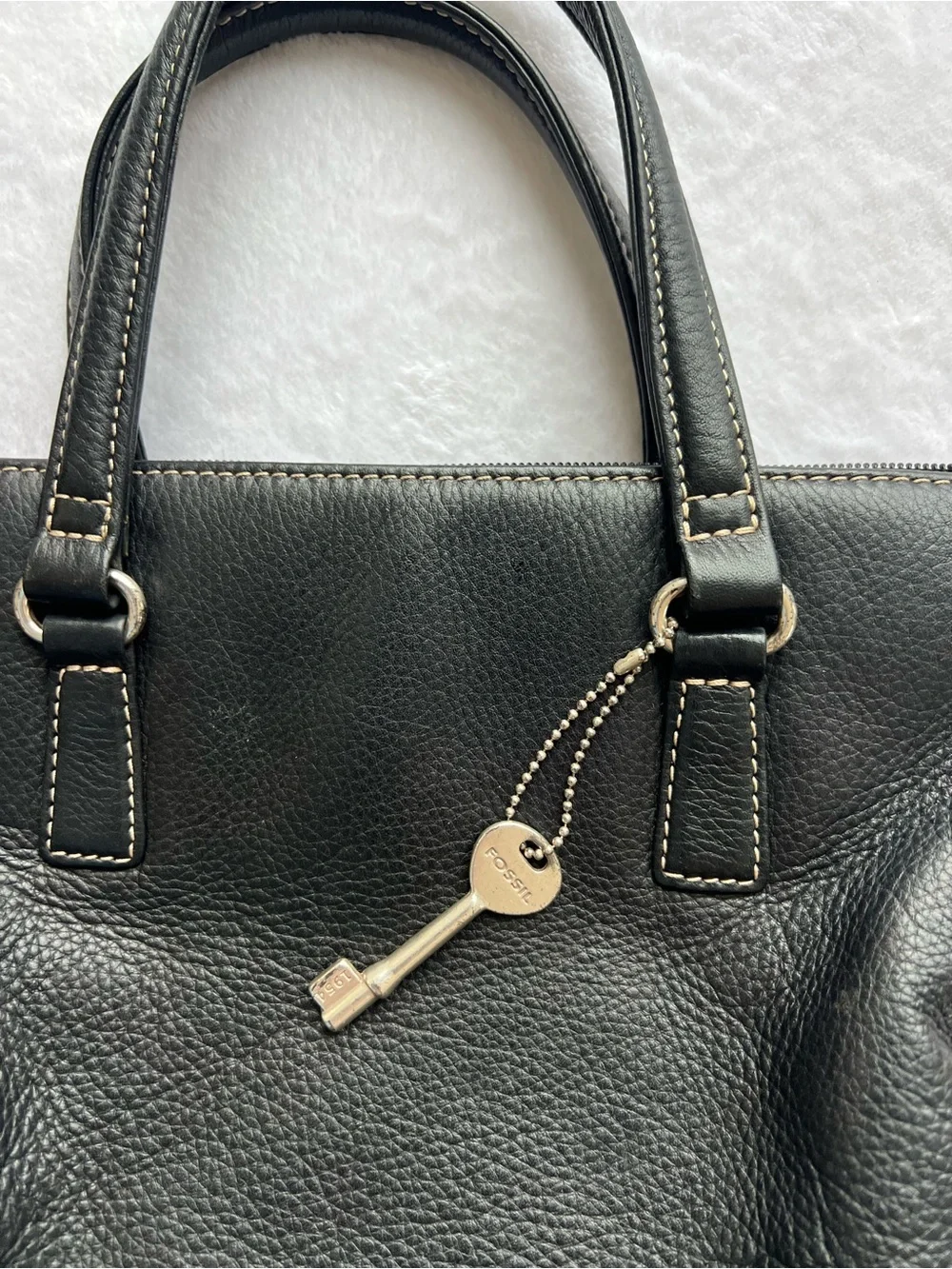 Fossil Black Leather Women Tote Satchel HandBag Purse 75082 Key Charm